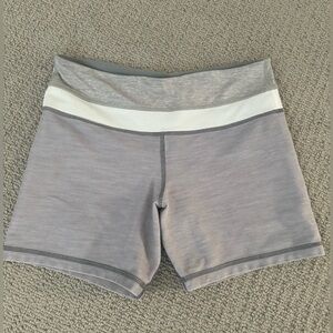 Lululemon Wunder Under Bike Short, Size 4